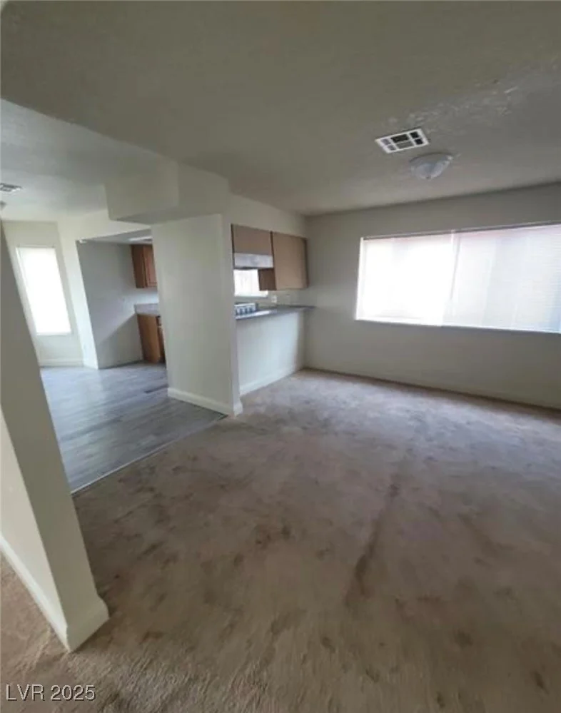 6444 Deadwood, Las Vegas, NV 89108