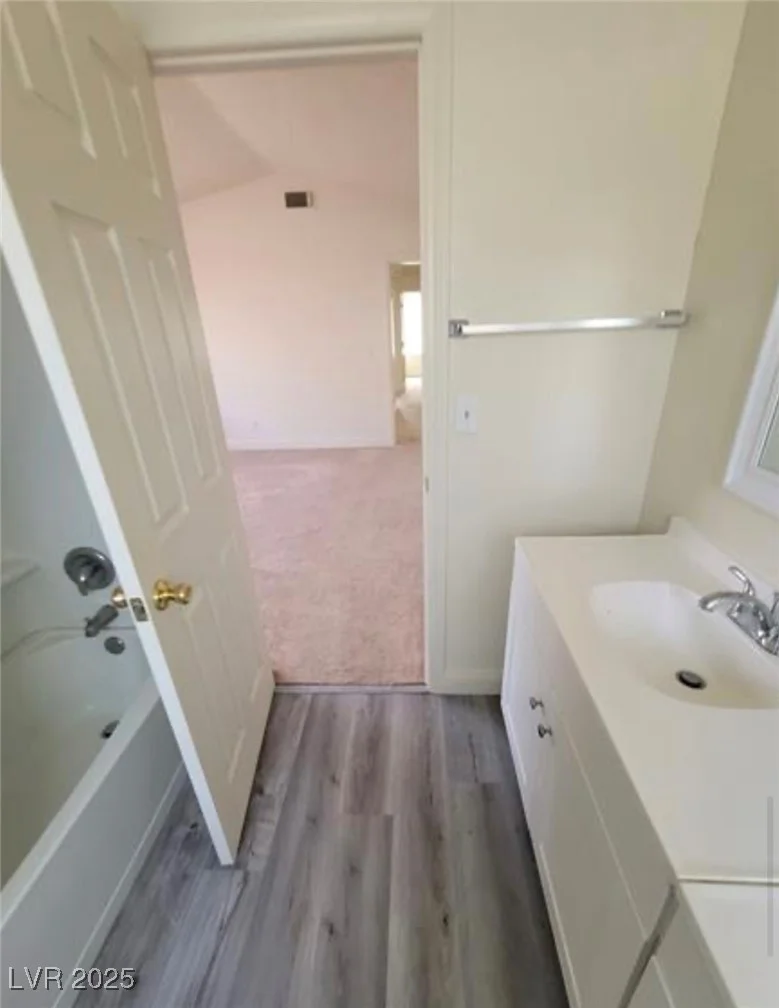 6444 Deadwood, Las Vegas, NV 89108