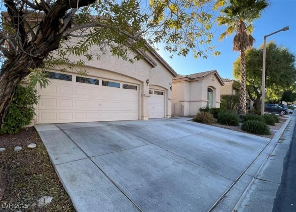 10717 Refectory, Las Vegas, NV 89135