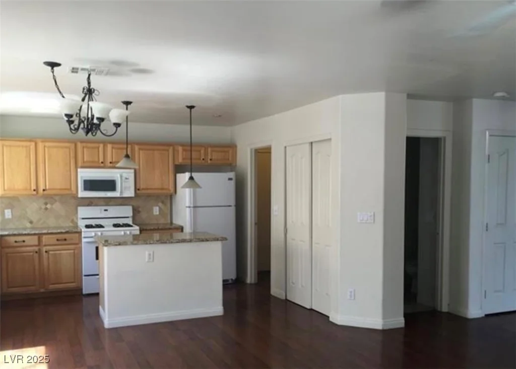 9076 Quarrystone, Las Vegas, NV 89123