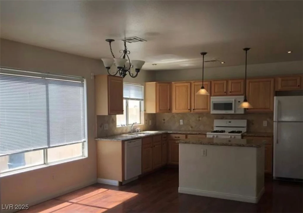 9076 Quarrystone, Las Vegas, NV 89123
