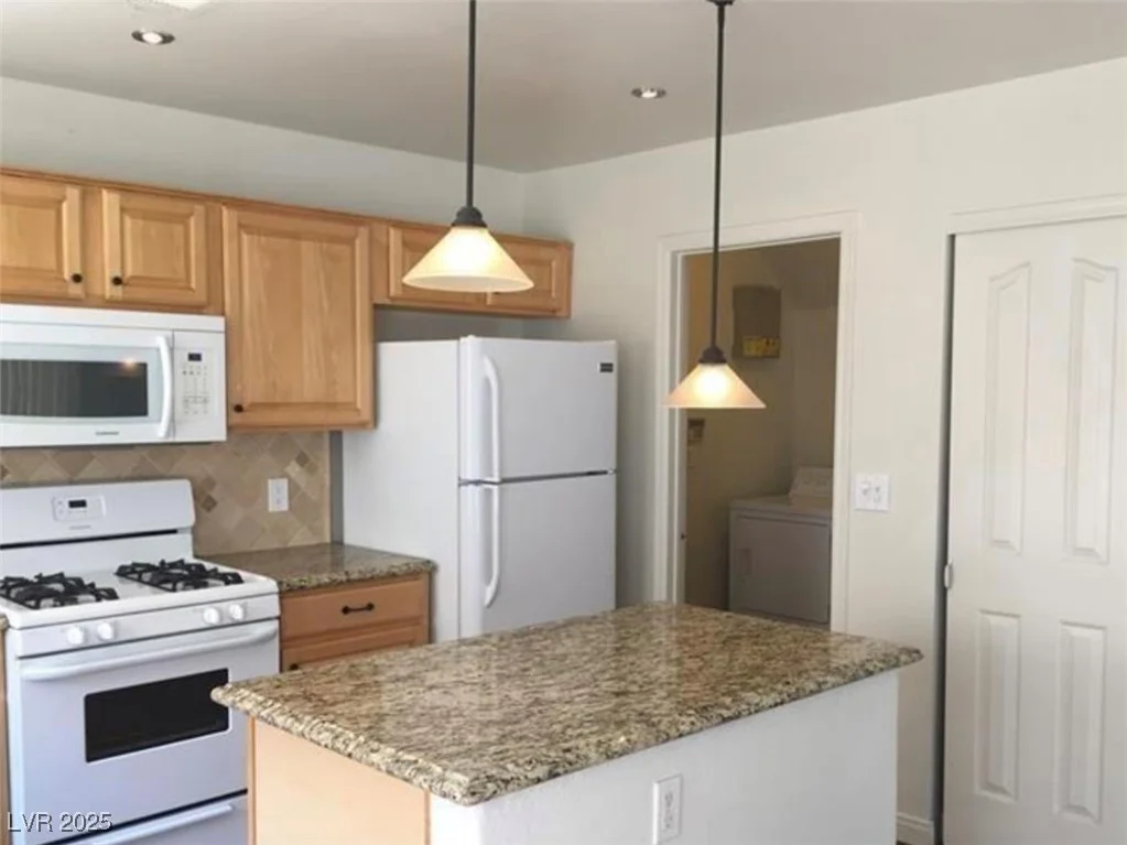 9076 Quarrystone, Las Vegas, NV 89123