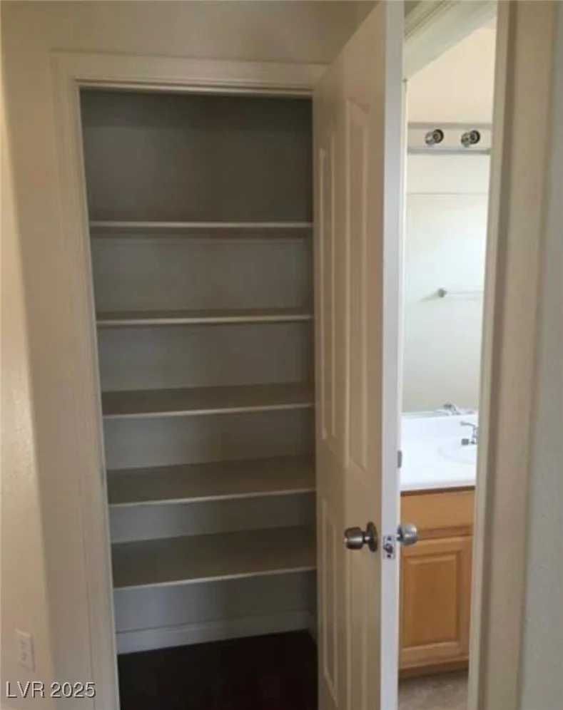9076 Quarrystone, Las Vegas, NV 89123