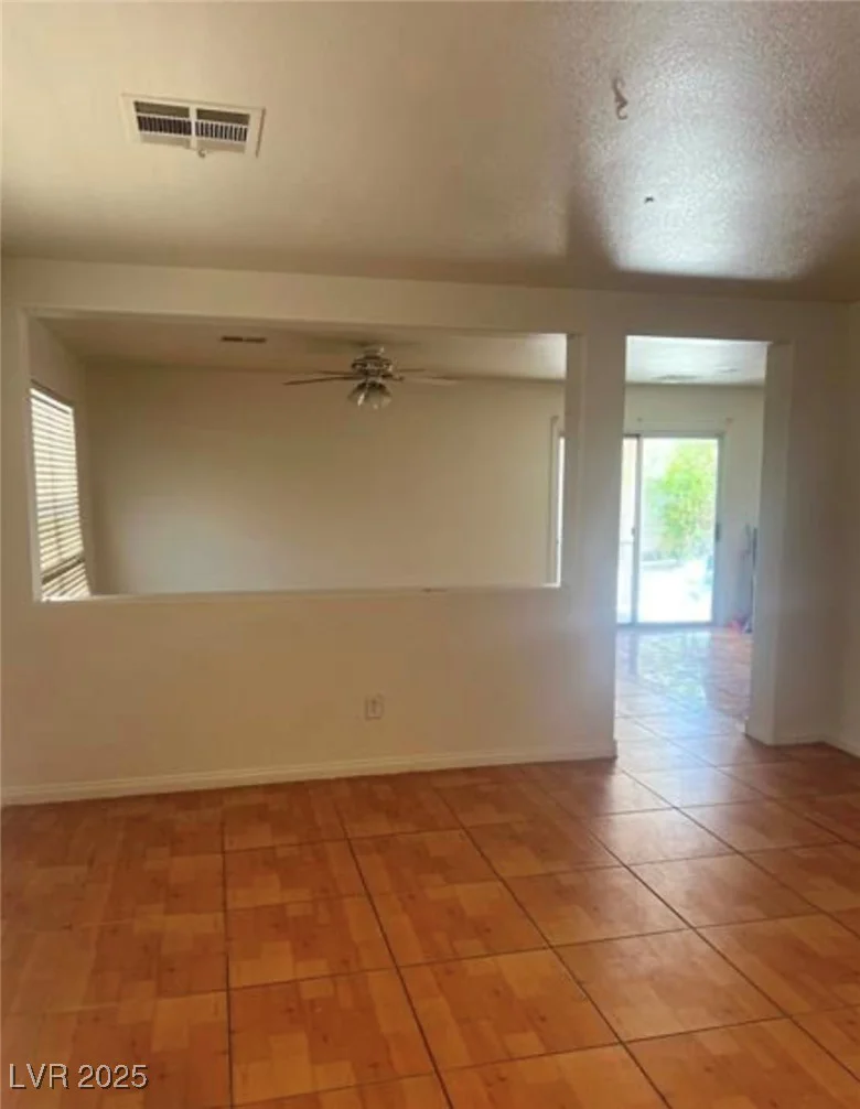 5607 Dewey, Las Vegas, NV 89118