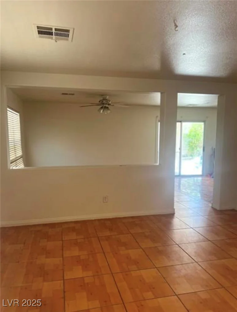 5607 Dewey, Las Vegas, NV 89118