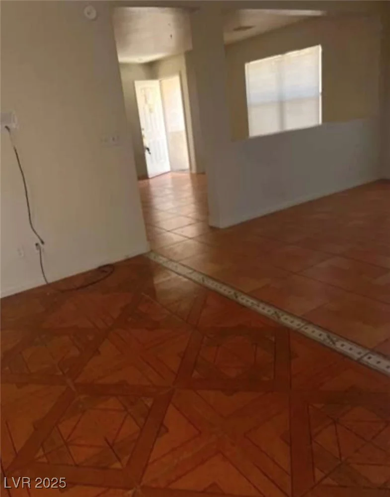 5607 Dewey, Las Vegas, NV 89118