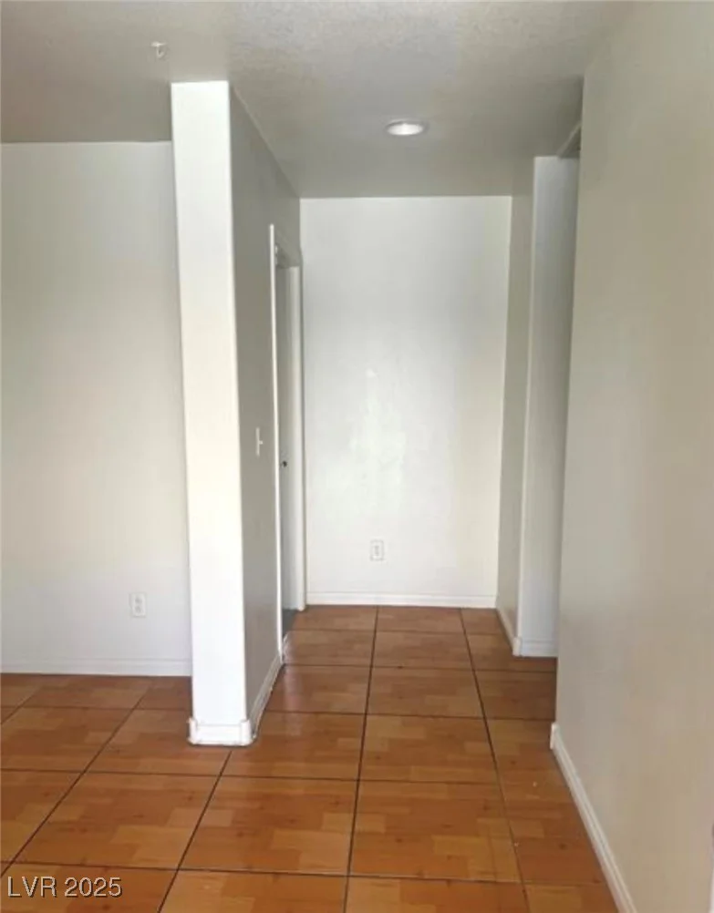 5607 Dewey, Las Vegas, NV 89118