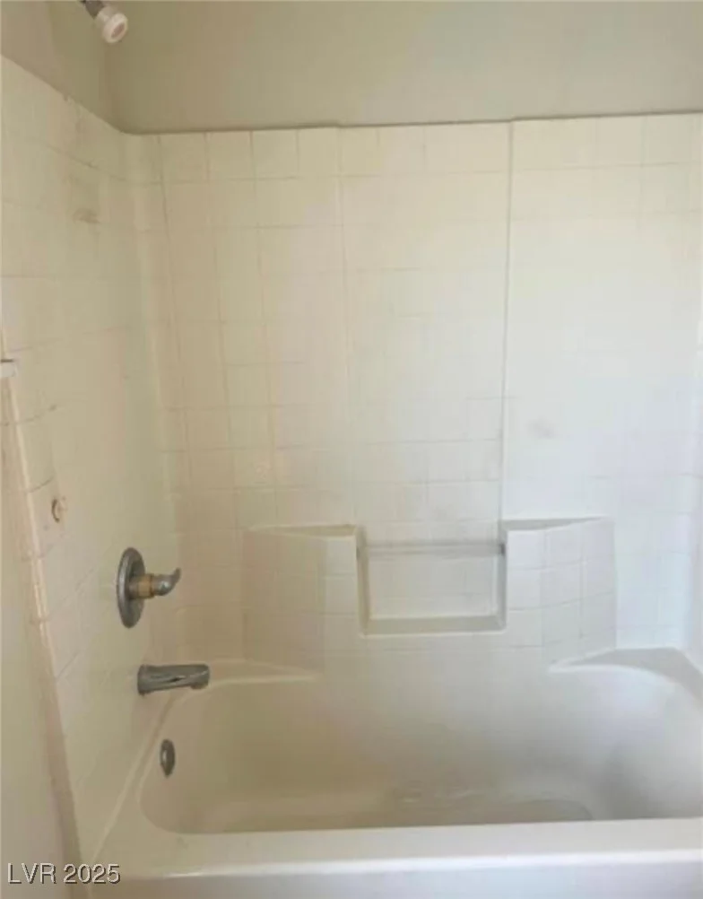 5607 Dewey, Las Vegas, NV 89118