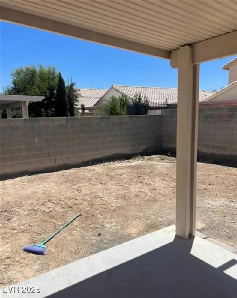 5607 Dewey, Las Vegas, NV 89118
