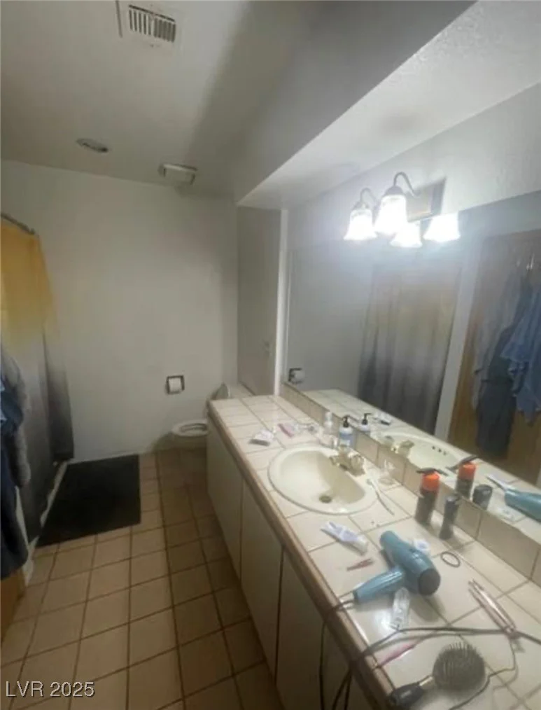 1321 Del Mar, Las Vegas, NV 89119
