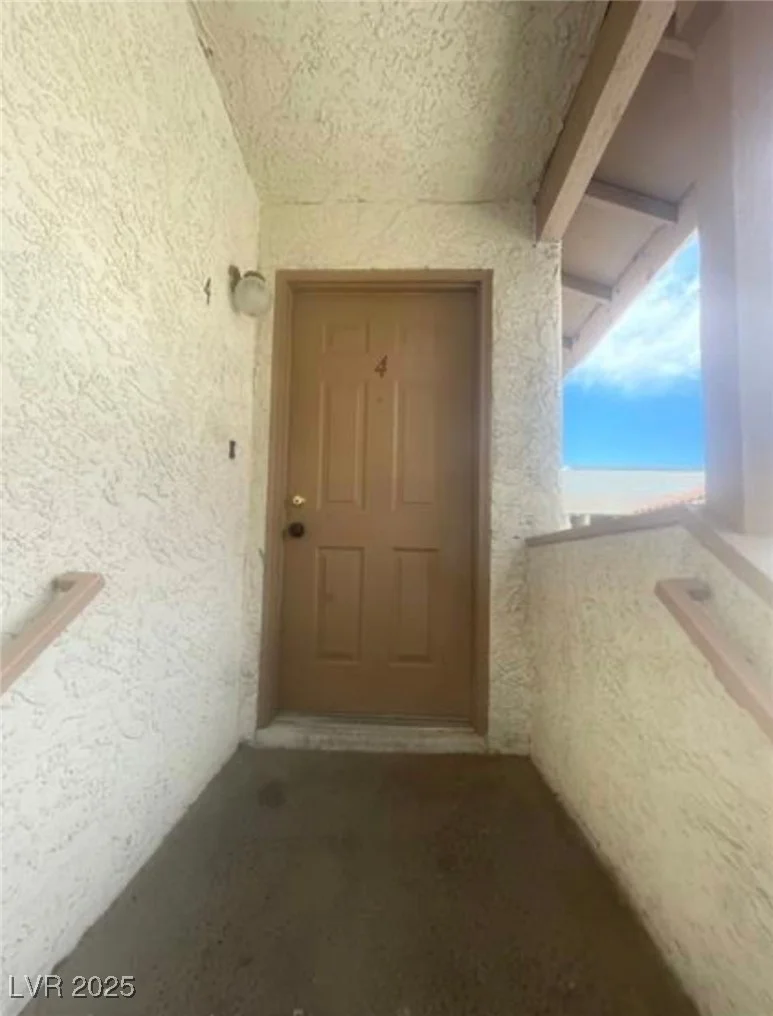 1321 Del Mar, Las Vegas, NV 89119
