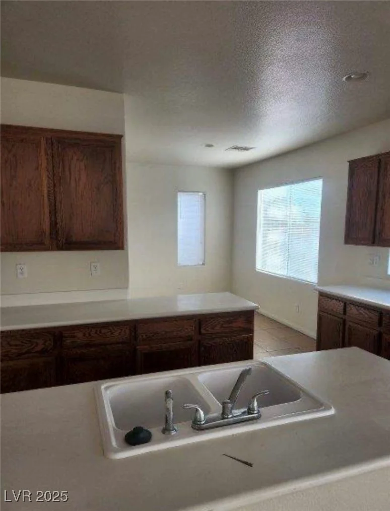 3608 Tundra Swan, Las Vegas, NV 89122