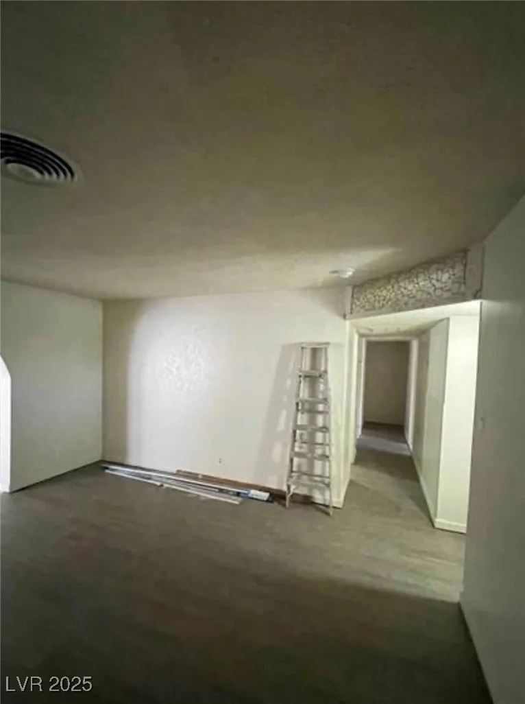 2100 Dogwood, North Las Vegas, NV 89030