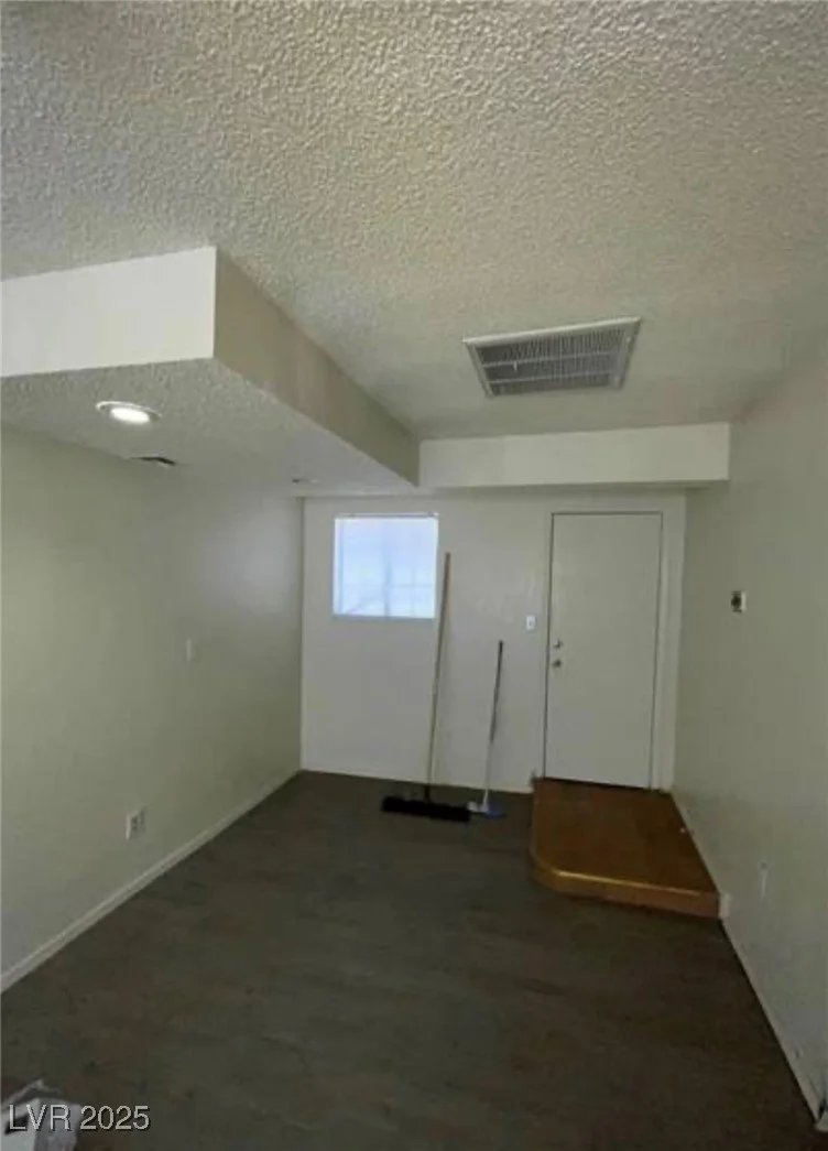 2100 Dogwood, North Las Vegas, NV 89030
