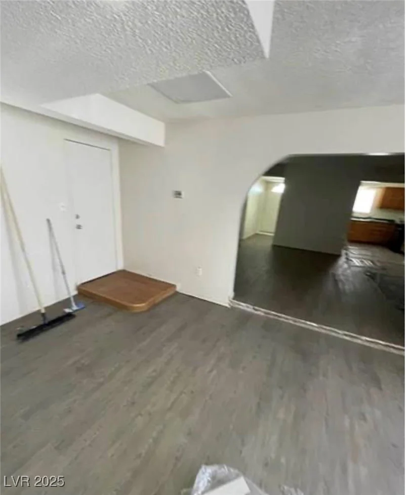 2100 Dogwood, North Las Vegas, NV 89030