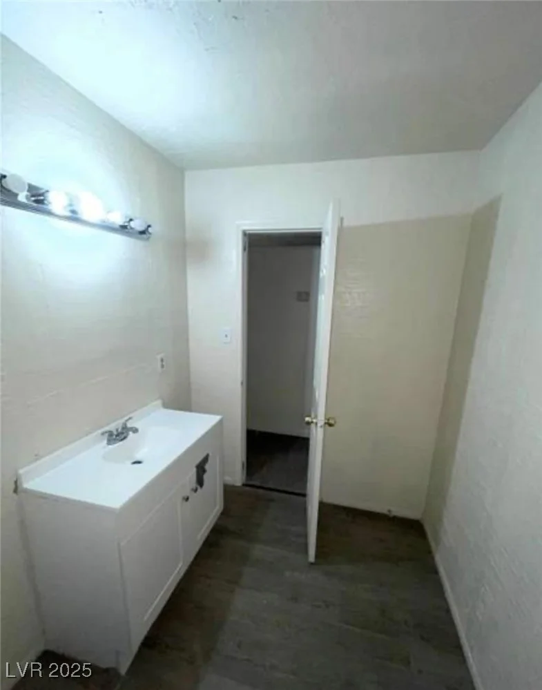 2100 Dogwood, North Las Vegas, NV 89030