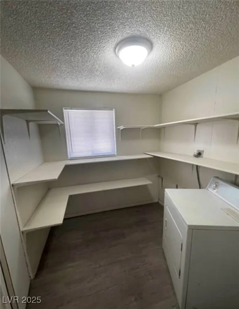 2100 Dogwood, North Las Vegas, NV 89030