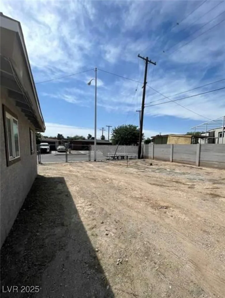 2100 Dogwood, North Las Vegas, NV 89030