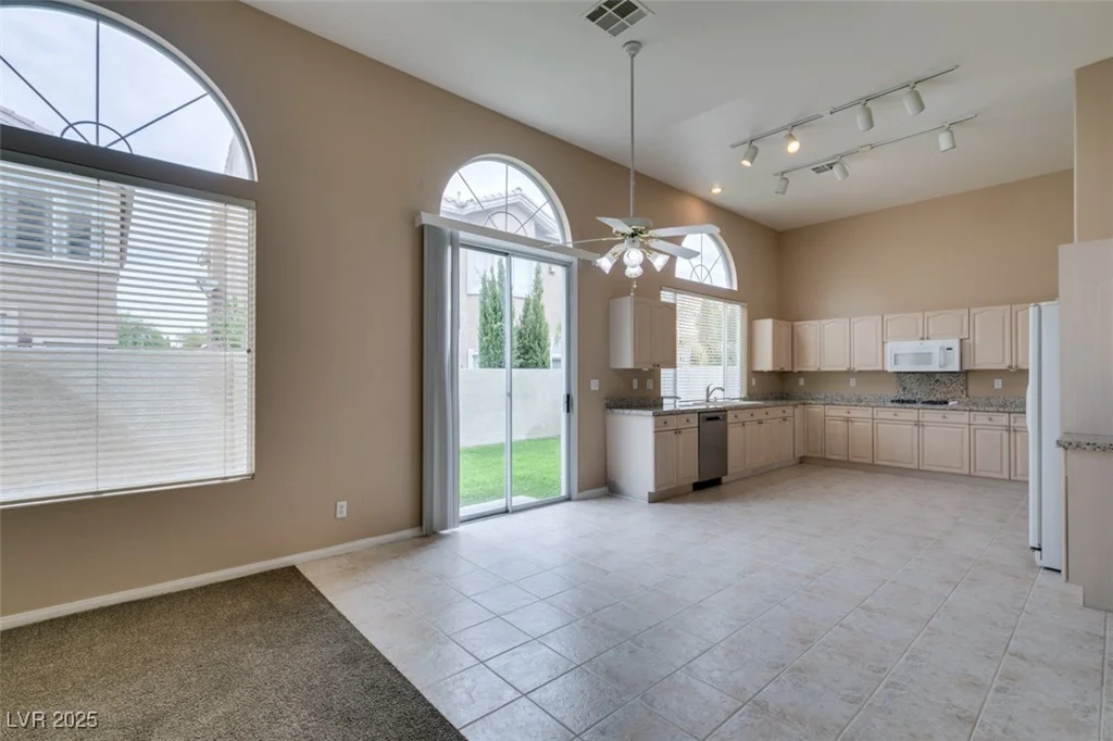 2090 Eaglepath, Henderson, NV 89074
