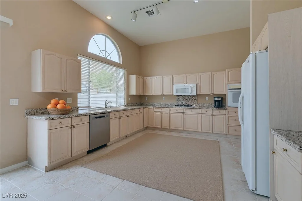 2090 Eaglepath, Henderson, NV 89074