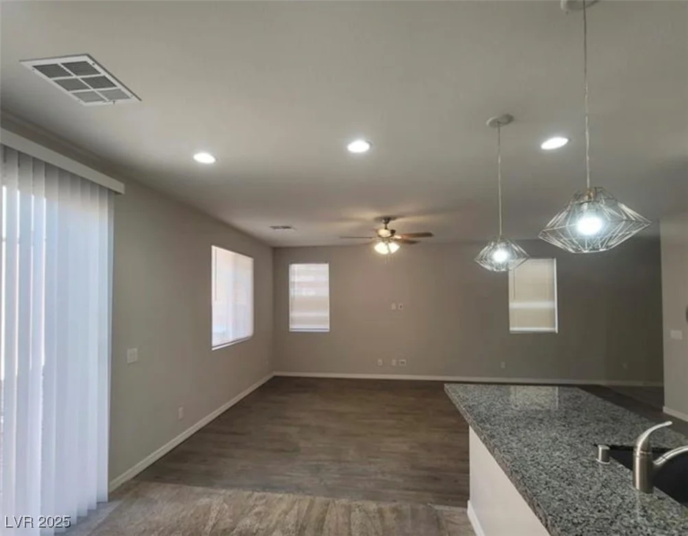 5738 Bear Springs, North Las Vegas, NV 89031
