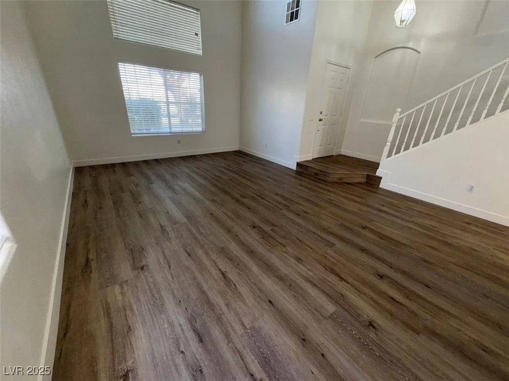 7633 Rainbow Cove, Las Vegas, NV 89131