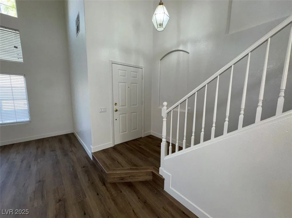 7633 Rainbow Cove, Las Vegas, NV 89131