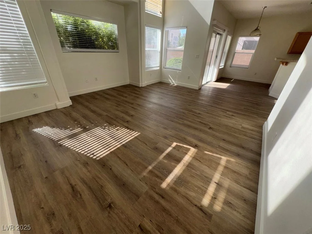 7633 Rainbow Cove, Las Vegas, NV 89131