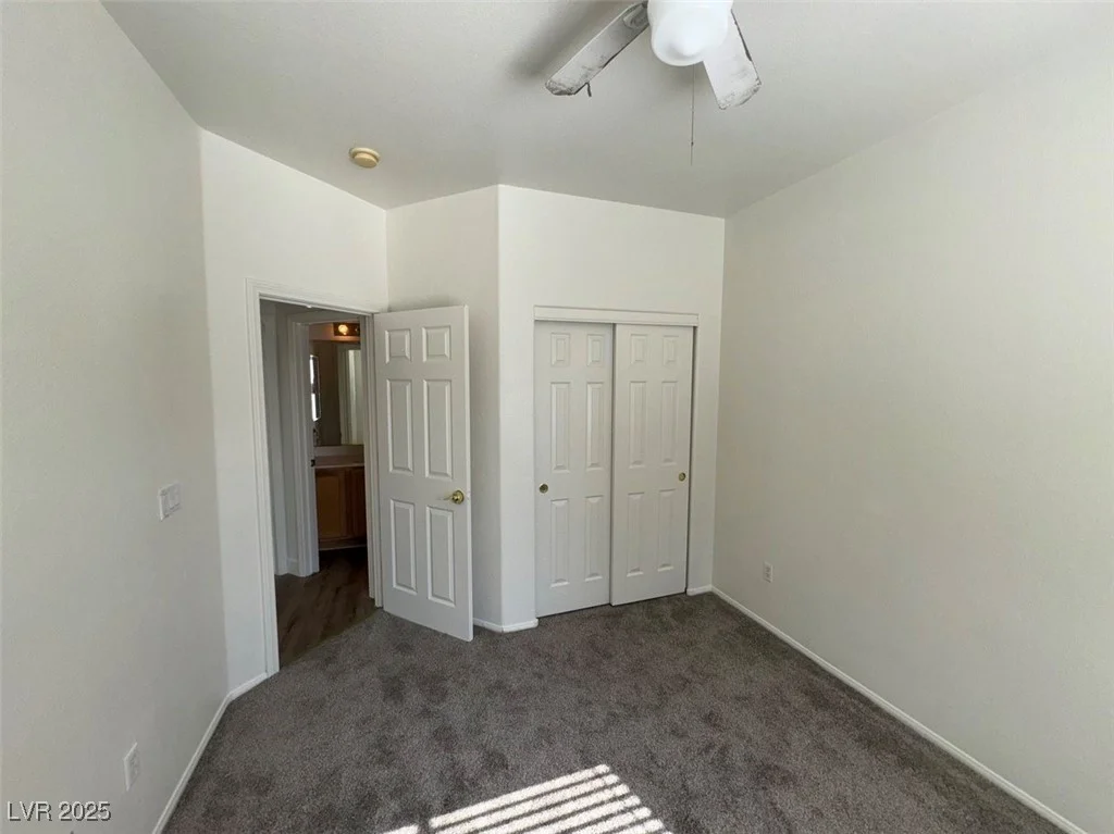 7633 Rainbow Cove, Las Vegas, NV 89131