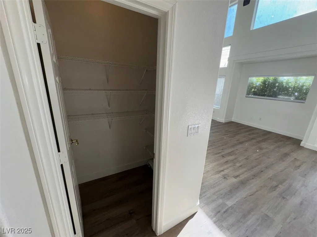 7633 Rainbow Cove, Las Vegas, NV 89131