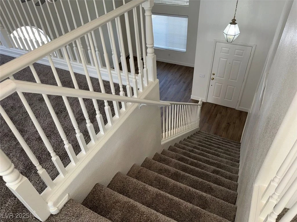 7633 Rainbow Cove, Las Vegas, NV 89131