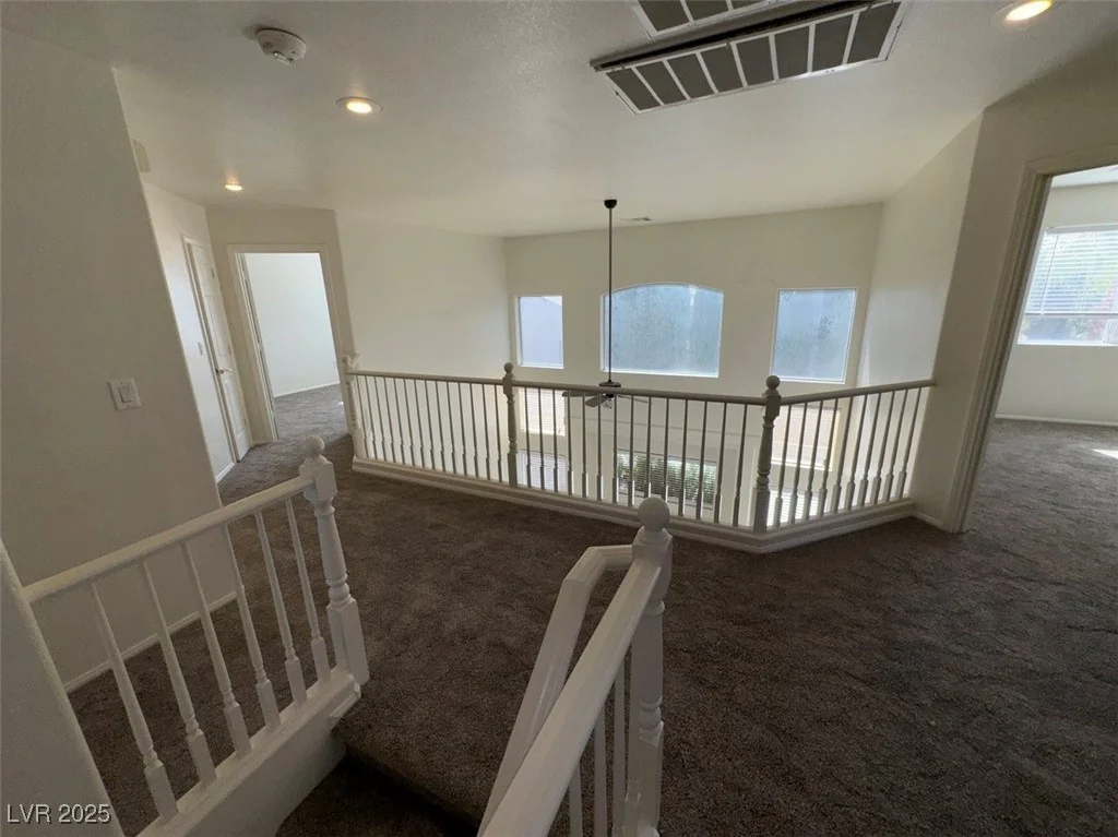 7633 Rainbow Cove, Las Vegas, NV 89131