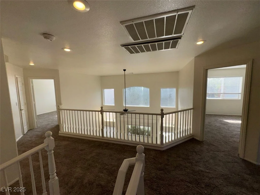 7633 Rainbow Cove, Las Vegas, NV 89131