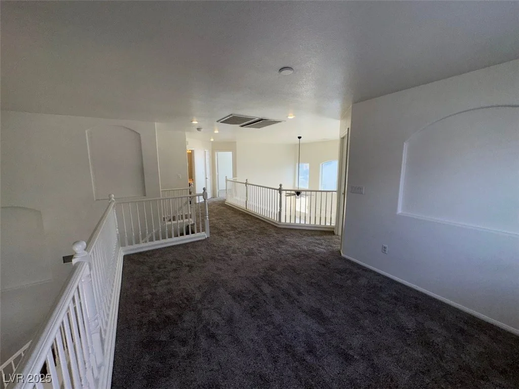 7633 Rainbow Cove, Las Vegas, NV 89131