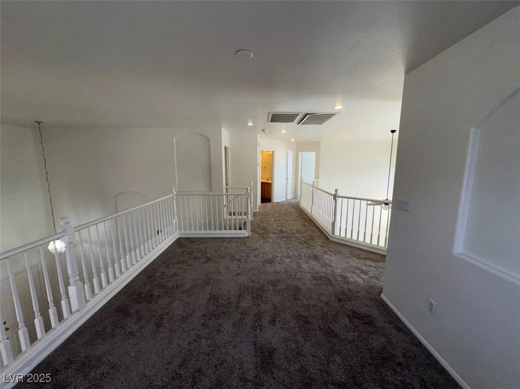7633 Rainbow Cove, Las Vegas, NV 89131