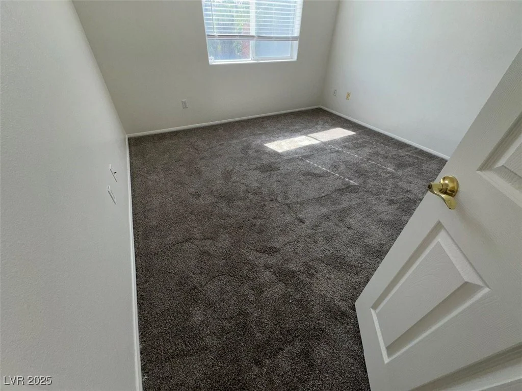 7633 Rainbow Cove, Las Vegas, NV 89131