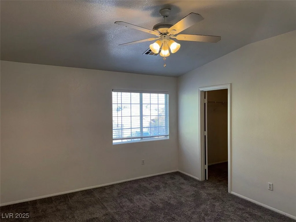7633 Rainbow Cove, Las Vegas, NV 89131