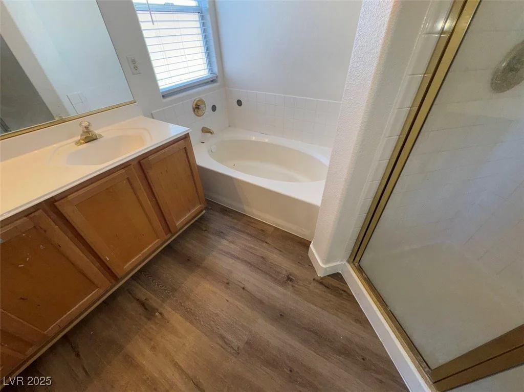7633 Rainbow Cove, Las Vegas, NV 89131