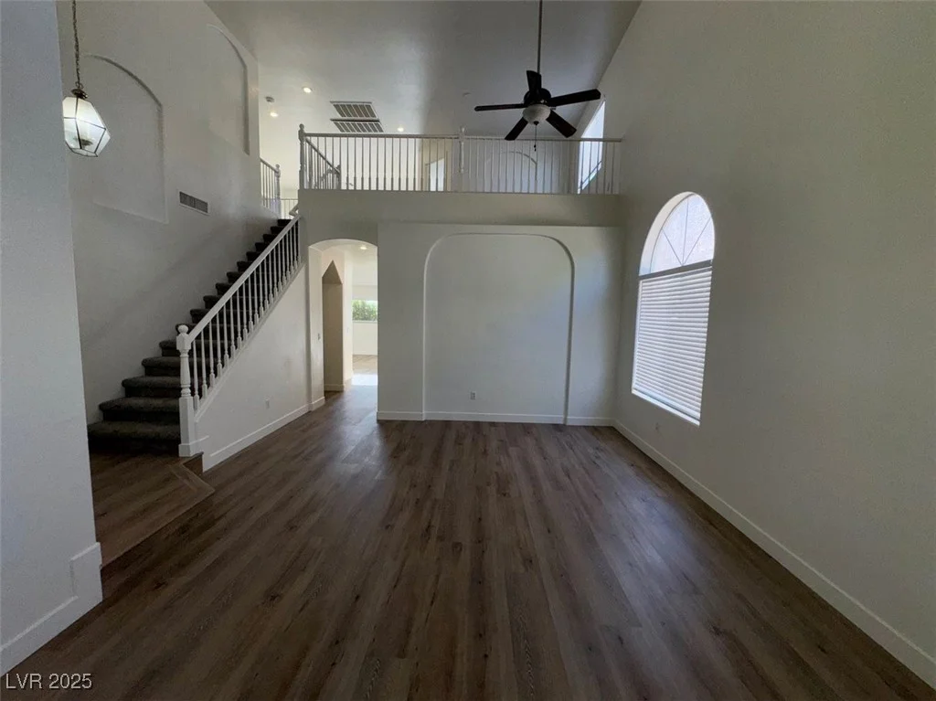 7633 Rainbow Cove, Las Vegas, NV 89131