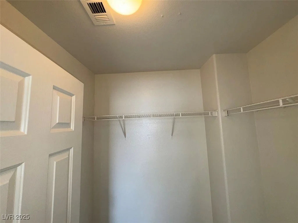 7633 Rainbow Cove, Las Vegas, NV 89131