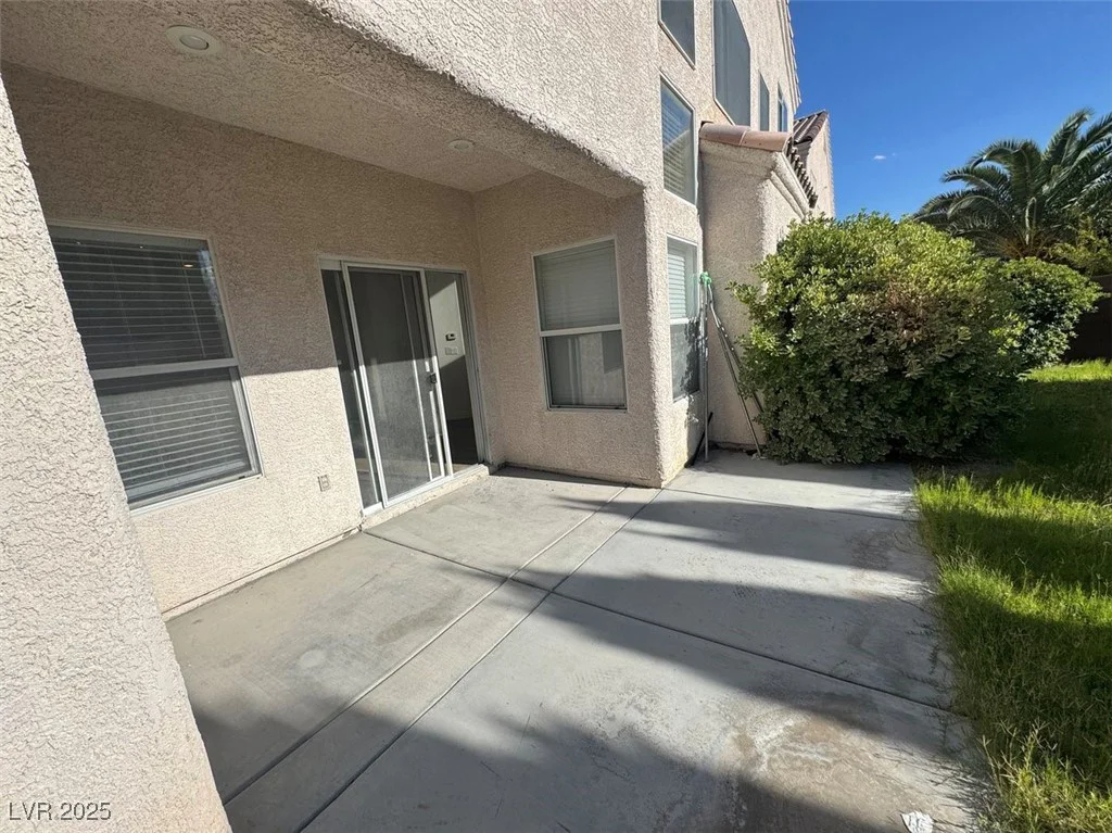 7633 Rainbow Cove, Las Vegas, NV 89131