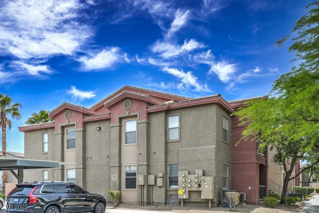 8000 Badura, Las Vegas, NV 89113