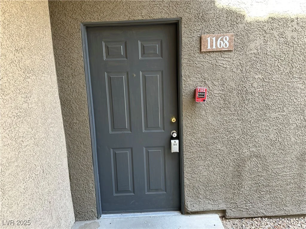 8000 Badura, Las Vegas, NV 89113