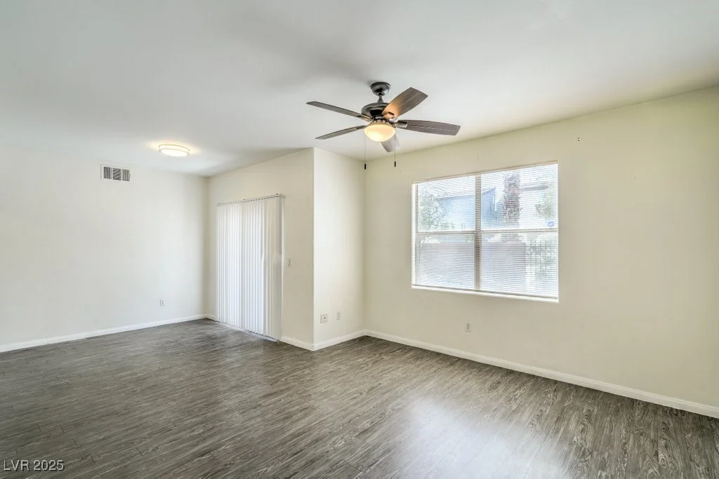 8000 Badura, Las Vegas, NV 89113