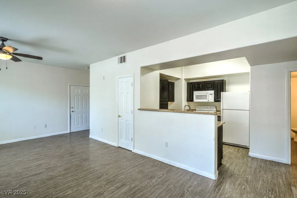 8000 Badura, Las Vegas, NV 89113