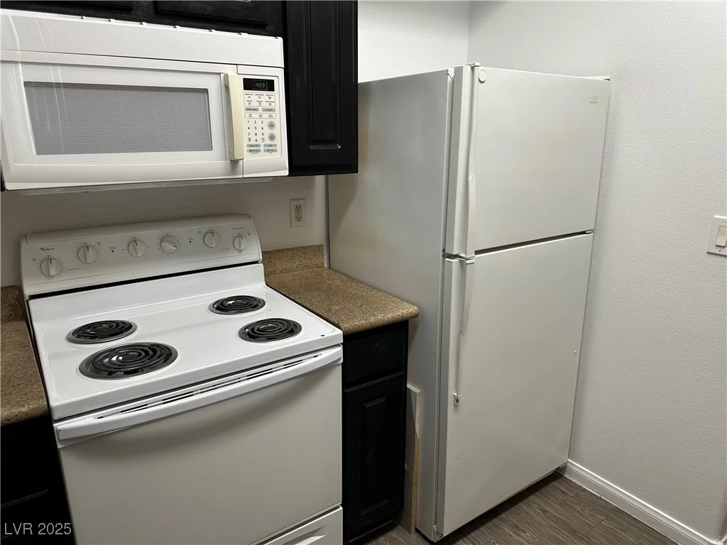 8000 Badura, Las Vegas, NV 89113