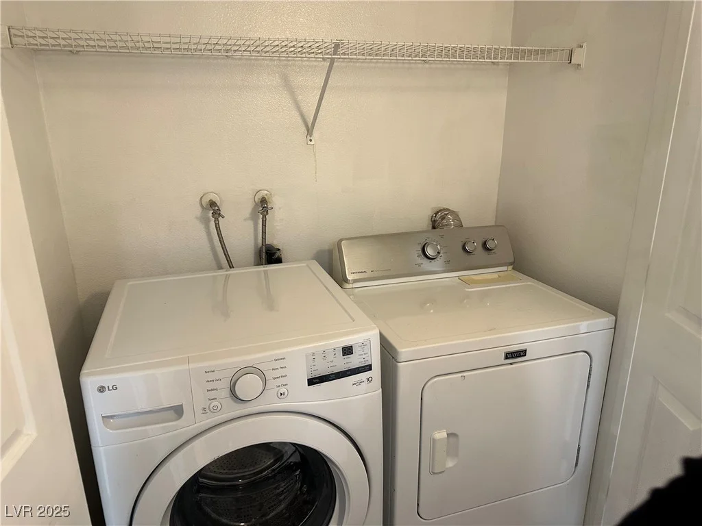 8000 Badura, Las Vegas, NV 89113