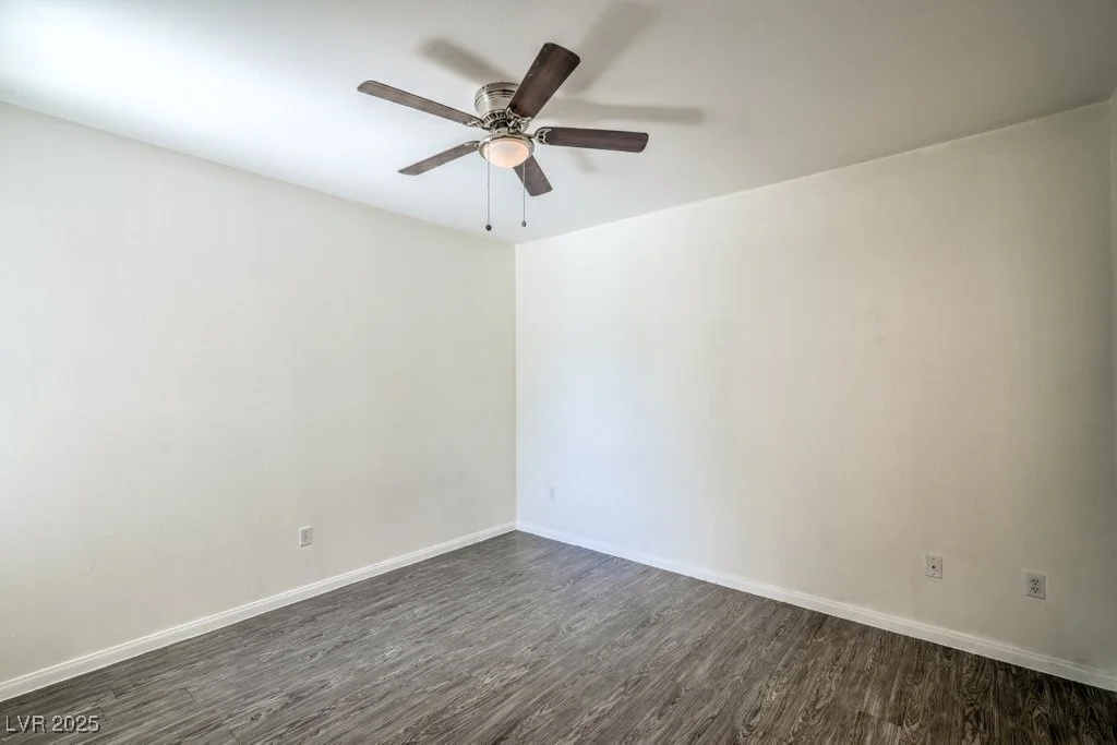 8000 Badura, Las Vegas, NV 89113