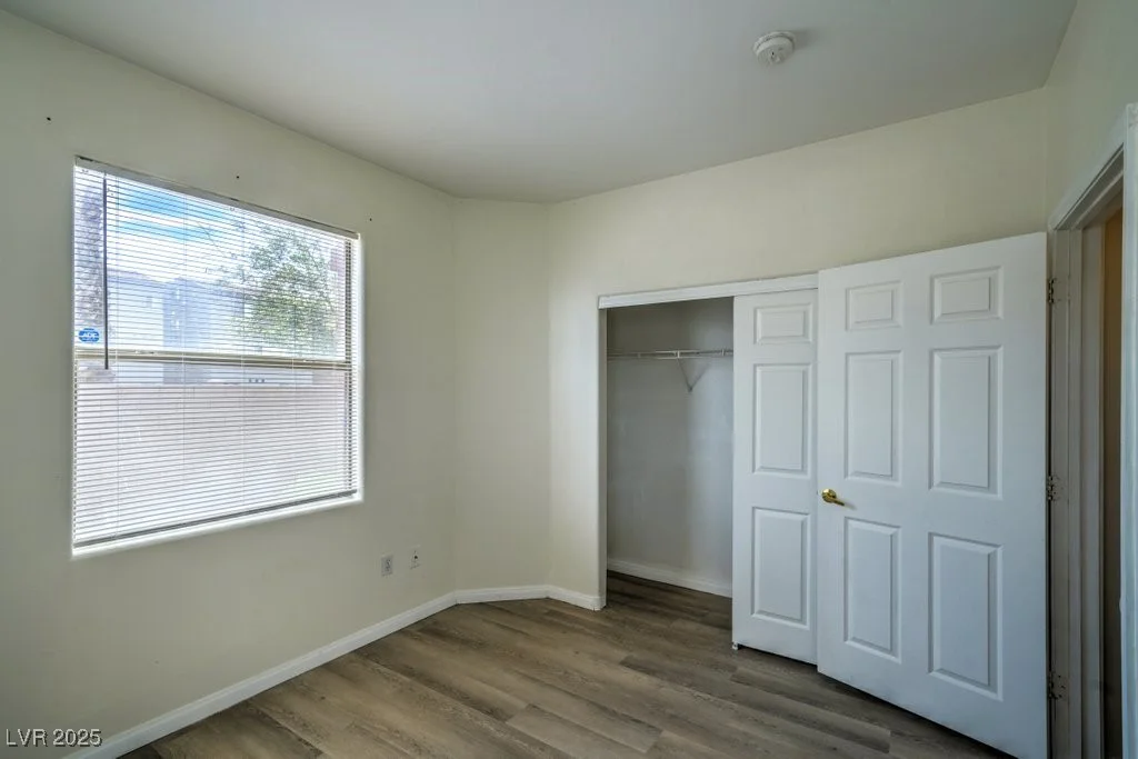 8000 Badura, Las Vegas, NV 89113
