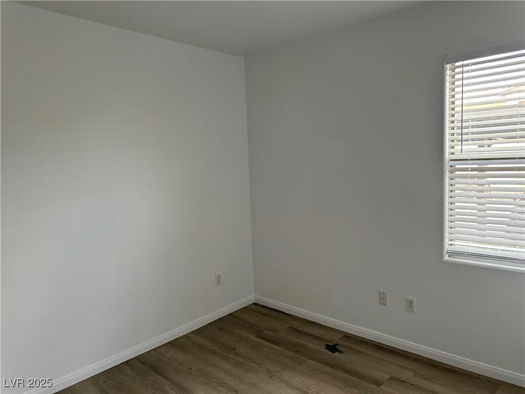 8000 Badura, Las Vegas, NV 89113